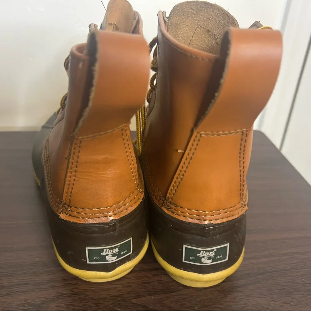 GH BASS leather duck boots